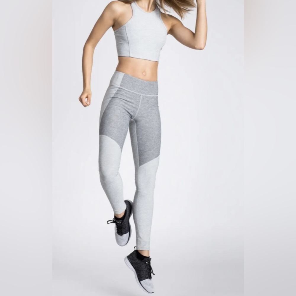 Outdoor voices grey matching set XS
